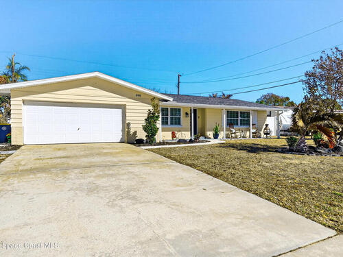 898 Kings Post Road, Rockledge, FL 32955