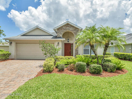 662 Rangewood Drive SE, Palm Bay, FL 32909