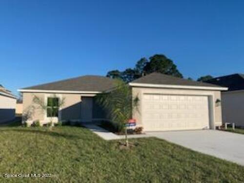 388 Alminar Avenue SE, Palm Bay, FL 32909