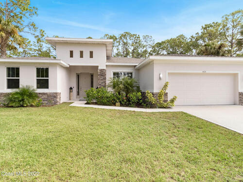 425 Privet Court NW, Palm Bay, FL 32907