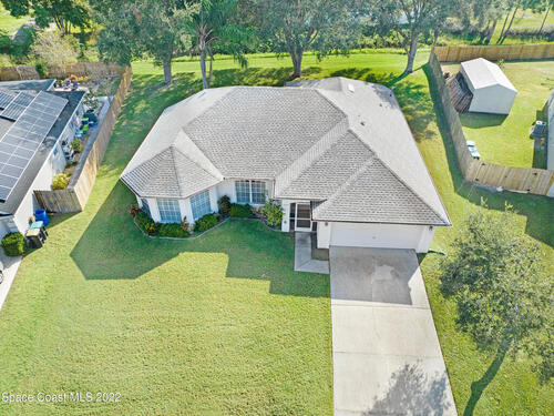 205 Fanfare Avenue NE, Palm Bay, FL 32907