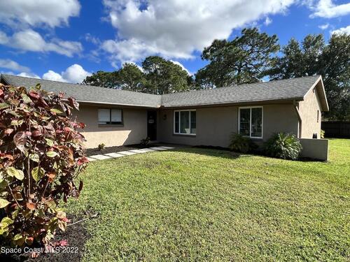 782 Americana Boulevard NE, Palm Bay, FL 32907