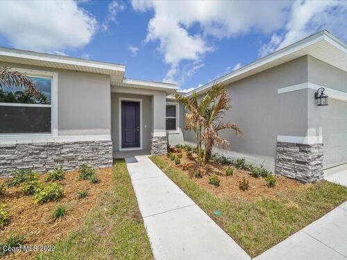 342 San Remo Road SW, Palm Bay, FL 32908