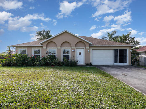 1378 Havre Street NW, Palm Bay, FL 32907