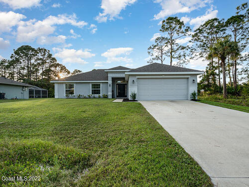 590 David Circle SW, Palm Bay, FL 32908