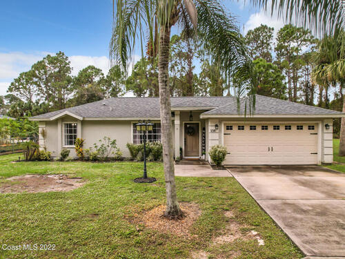 156 Dobbins Road NW, Palm Bay, FL 32907