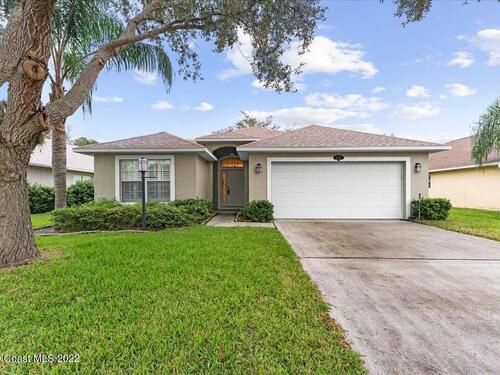 840 Tavernier Circle NE, Palm Bay, FL 32905