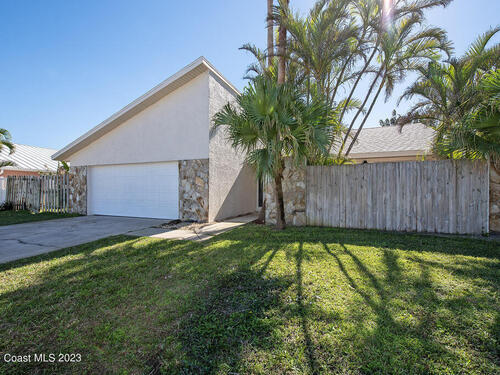 285 Jackson Avenue, Satellite Beach, FL 32937