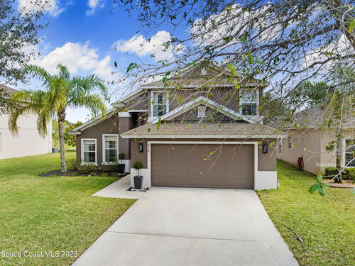 272 Wishing Well Circle SW, Palm Bay, FL 32908