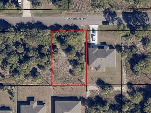 550 Gancedo Street SW, Palm Bay, FL 32908