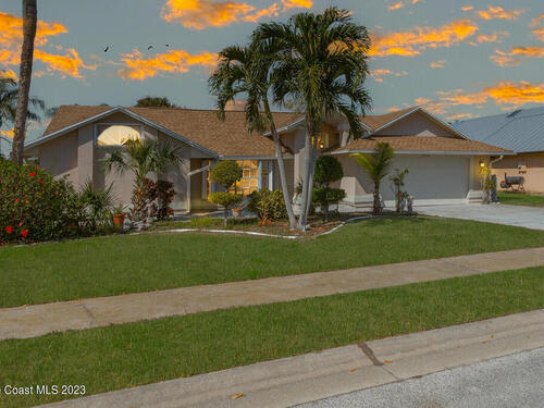 2360 Palm Lake Drive, Merritt Island, FL 32952