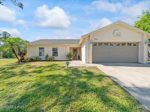 792 Schean Avenue SW, Palm Bay, FL 32908