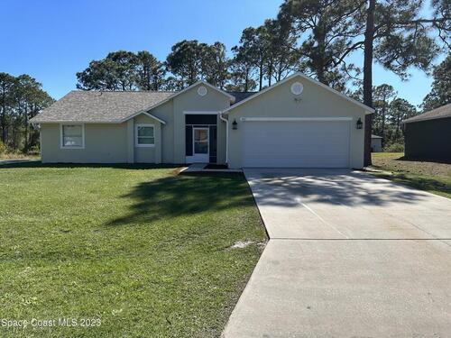 402 Harrisburg Street SW, Palm Bay, FL 32908