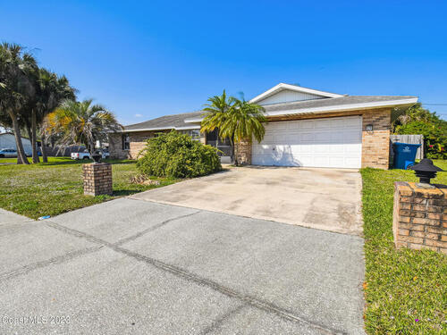 377 Emerson Drive NW, Palm Bay, FL 32907