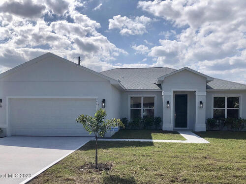 466 Cortez Road NW, Palm Bay, FL 32907