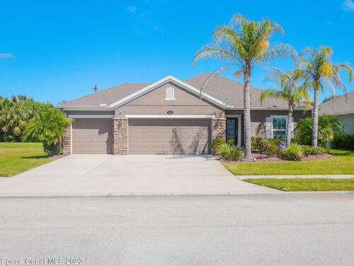 2150 Snapdragon Drive NW, Palm Bay, FL 32907