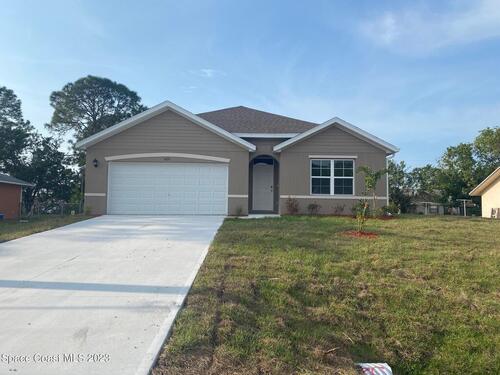 1426 Pace Drive NW, Palm Bay, FL 32907