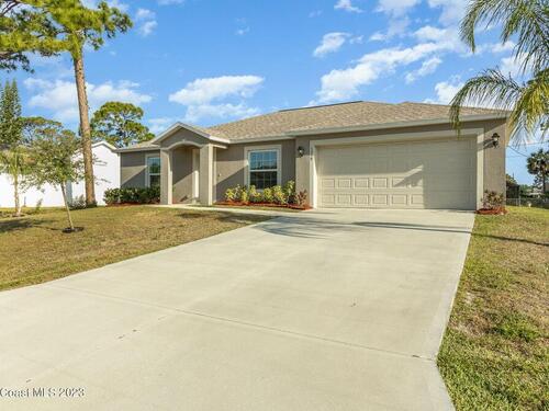 1359 Jarvis Street NW, Palm Bay, FL 32907