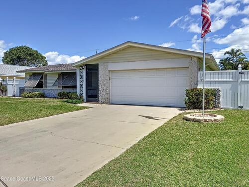 1310 Arlington Circle, Merritt Island, FL 32952