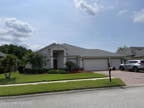 262 Brandy Creek Circle SE, Palm Bay, FL 32909