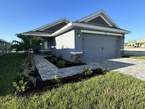 1065 Canfield Circle SE, Palm Bay, FL 32909