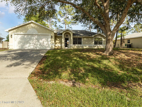 141 Copenhaver Avenue NE, Palm Bay, FL 32907