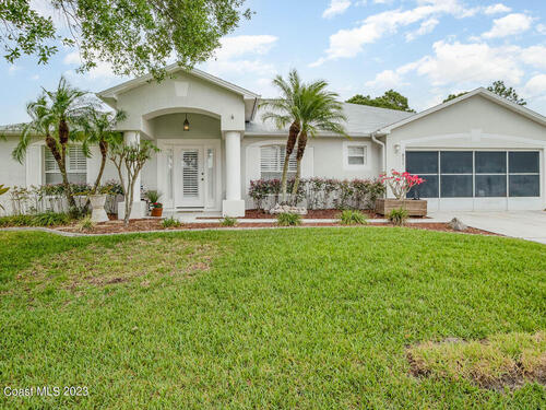 831 Koln Court NW, Palm Bay, FL 32907