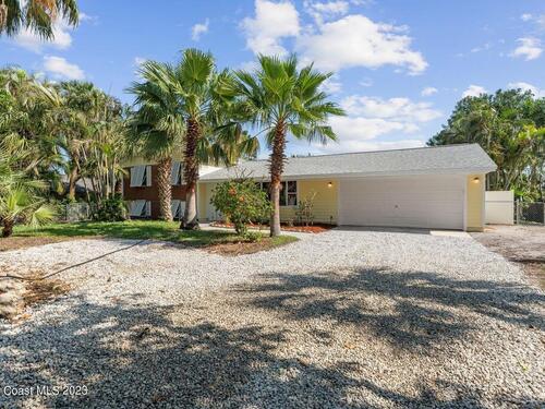 2007 Oak Street, Melbourne Beach, FL 32951