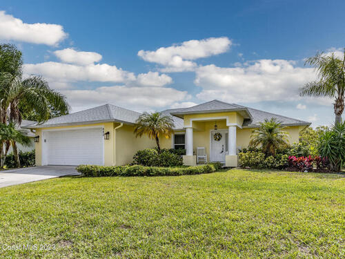 485 Ellington Avenue SE, Palm Bay, FL 32909