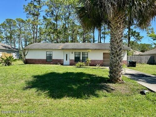 449 San Luis Street SW, Palm Bay, FL 32908