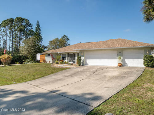 1871 Red Bud Circle NW, Palm Bay, FL 32907