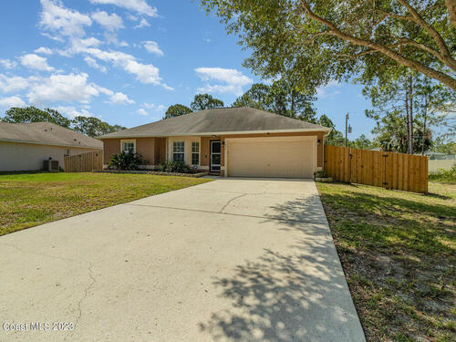 626 Gagnon Street SE, Palm Bay, FL 32909