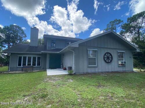 1585 Farnsworth Avenue, Grant Valkaria, FL 32950