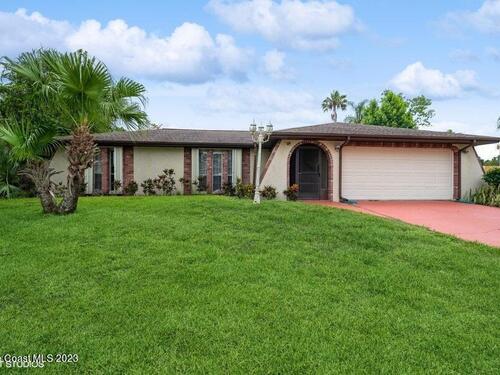 1618 Saladino Street SE, Palm Bay, FL 32909