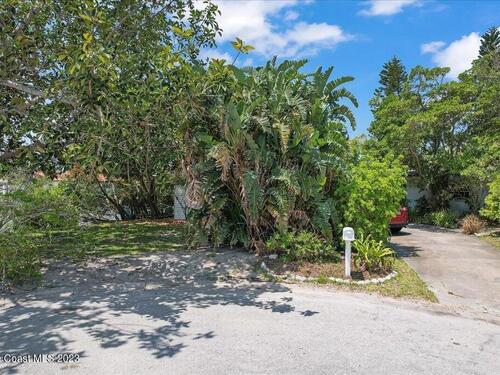 124 Aucila Road, Cocoa Beach, FL 32931