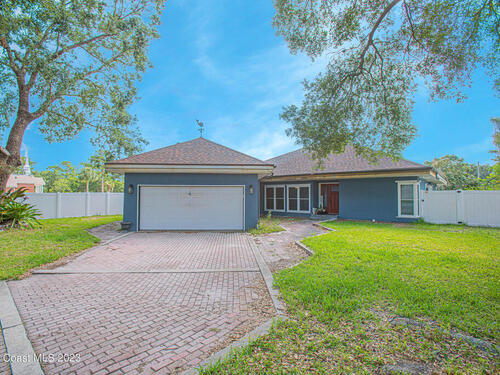 1199 Pineapple Avenue NE, Palm Bay, FL 32905