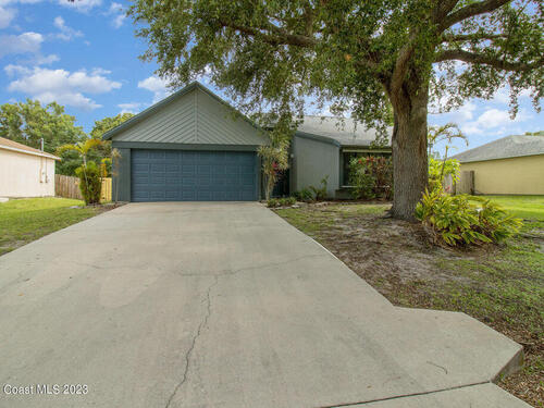 1626 Lara Street NE, Palm Bay, FL 32907