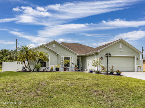 1176 Siboney Street NW, Palm Bay, FL 32907