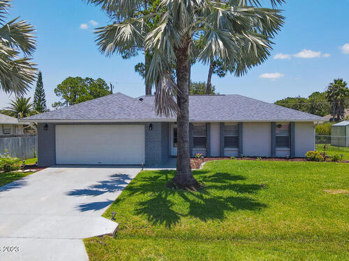 1053 Heath Avenue NW, Palm Bay, FL 32907