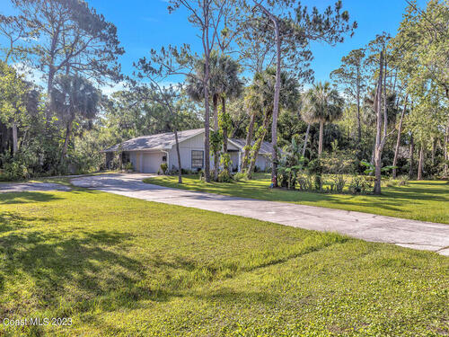 2365 Homestead Lane, Malabar, FL 32950