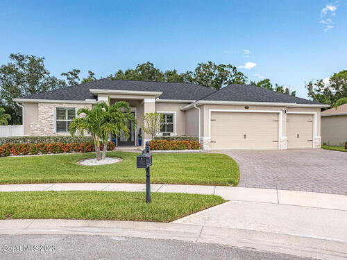 855 Hawks Ridge Court NE, Palm Bay, FL 32905