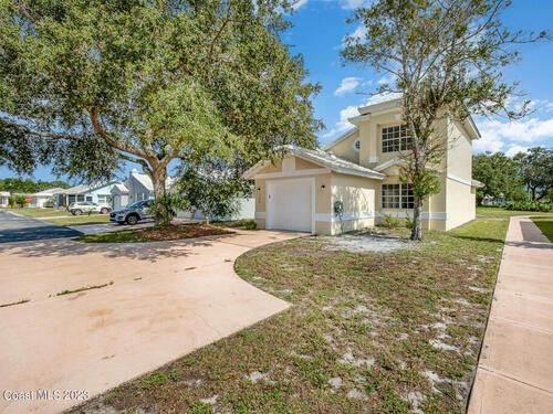 2006 Marlberry Court NE, Palm Bay, FL 32905