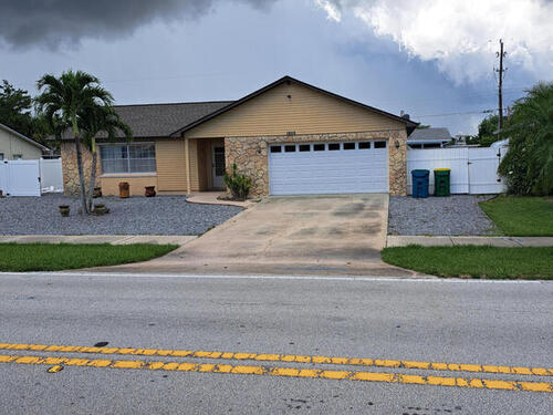 1695 N Banana River Drive, Merritt Island, FL 32952