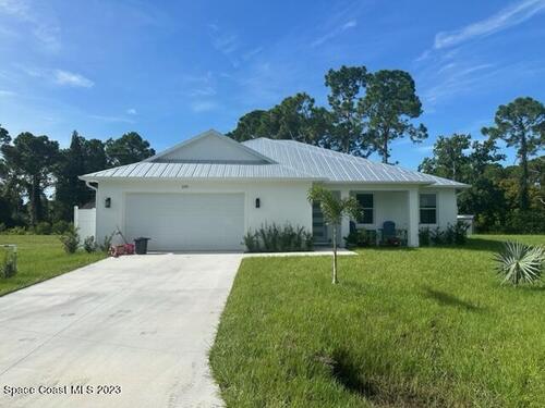 290 Dobbins Road NW, Palm Bay, FL 32907