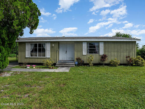 705 Angle Street NE, Palm Bay, FL 32905