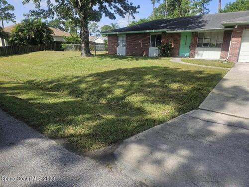 564 Ellington Avenue SE, Palm Bay, FL 32909