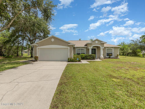 2807 Fortune Avenue SE, Palm Bay, FL 32909