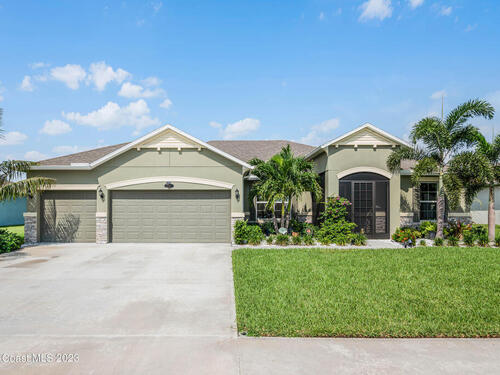 738 Lyndall Lane, Palm Bay, FL 32905