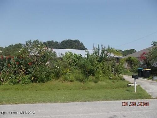 152 Donald Avenue NE, Palm Bay, FL 32907