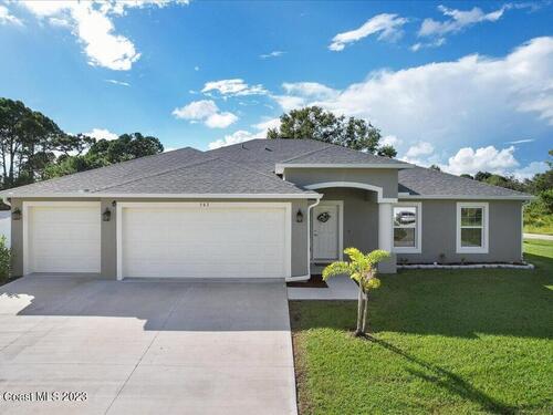 543 Sauders Road SE, Palm Bay, FL 32909